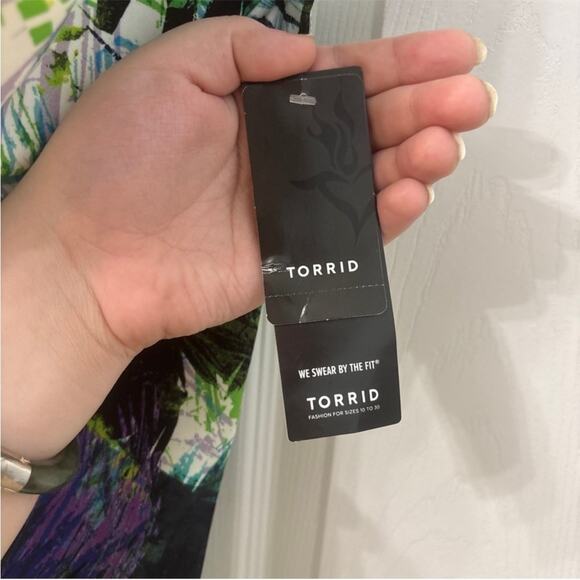 Torrid Tropical Print plus size One Piece Swimsuit NWT 3X beach vacation resort - Picture 3 of 7